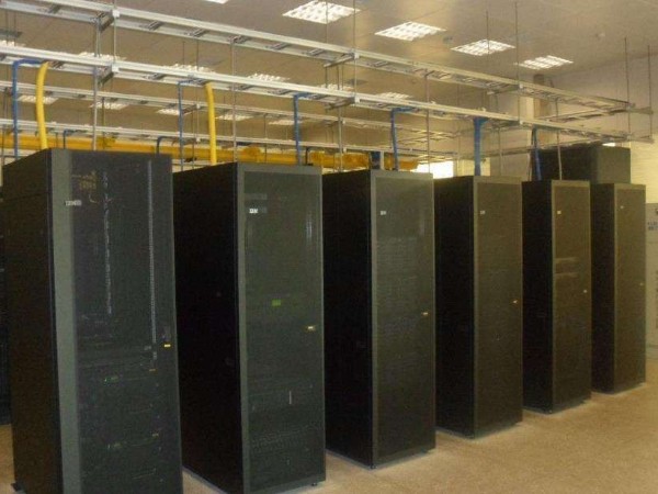 有20個點，如何做好集中性的機(jī)房環(huán)境系統(tǒng)檢測控制？