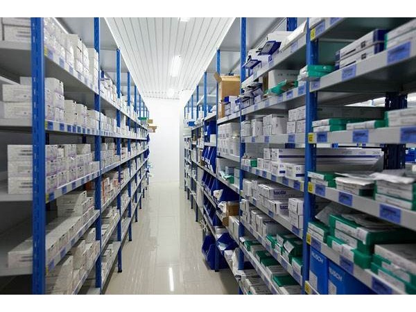 具備GSM短信報警功能的生物藥品倉庫溫濕度自動監(jiān)測系統