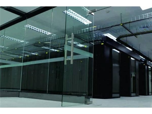 多個機房內(nèi)含多種動環(huán)品牌設備，能實現(xiàn)集中監(jiān)控嗎？