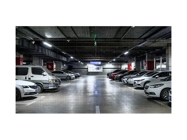 商場(chǎng)地下停車(chē)場(chǎng)信息化智能管理方案，最核心的主機(jī)怎么選？