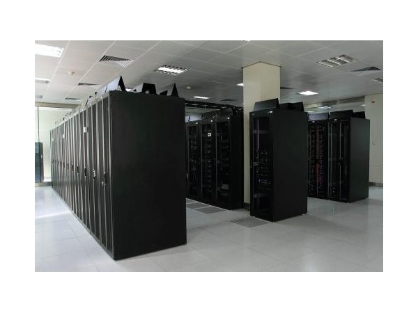 企業(yè)機(jī)房無人值守集中監(jiān)控系統(tǒng)，實(shí)時(shí)運(yùn)維助手