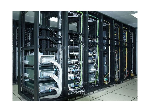 你們的動(dòng)環(huán)監(jiān)控系統(tǒng)有沒有短信或者電話類的消息通知？