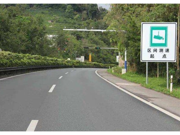 這款經(jīng)濟(jì)實(shí)惠的主機(jī)，合適用于高速公路測(cè)速監(jiān)控系統(tǒng)方案！